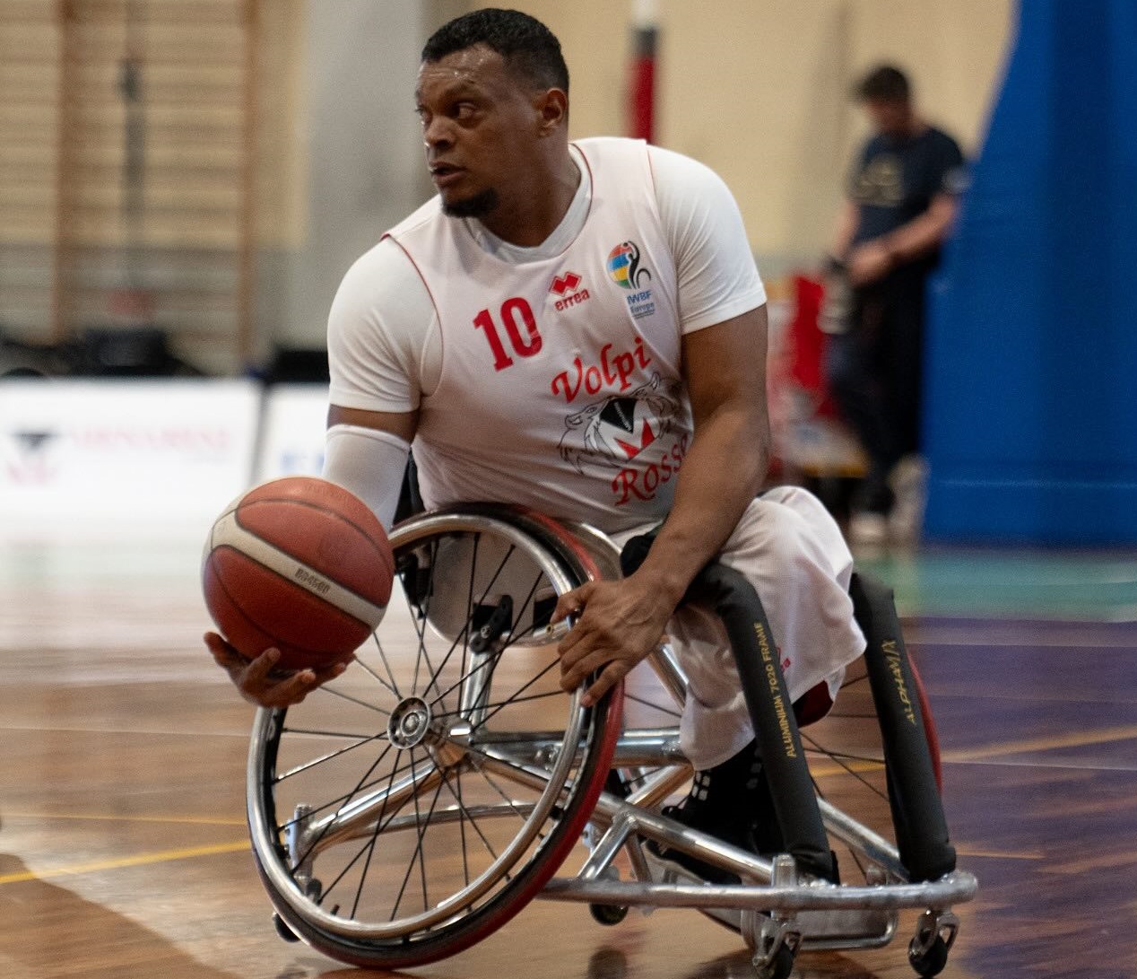 Clamoroso al PalaValenti, battuta Santo Stefano